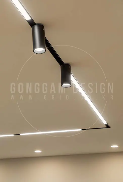 용인·수지 50평 거실 인테리어 시공 사진 (공감디자인, 2023년)